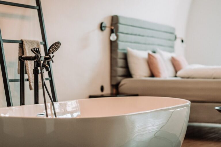 How to Avoid Boutique Hotel Hidden Fees: A Strategic Audit Guide (2026)